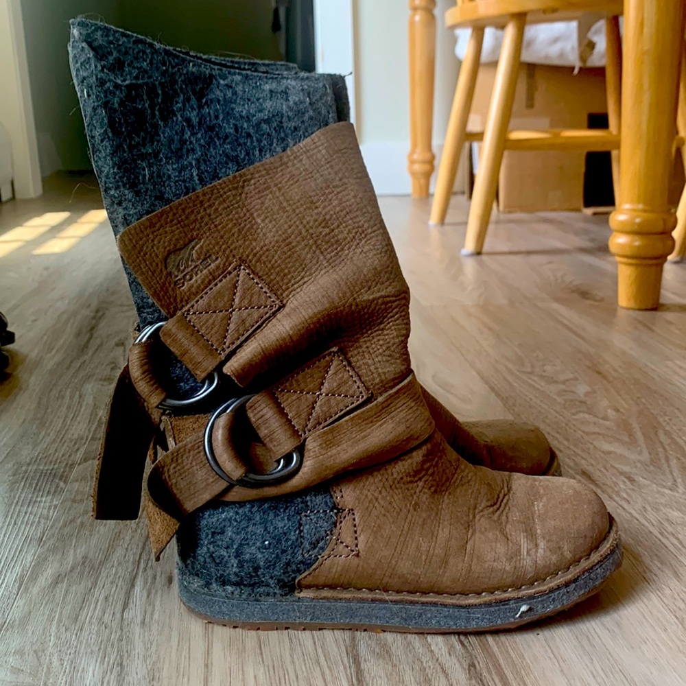 Sorel wool boots
